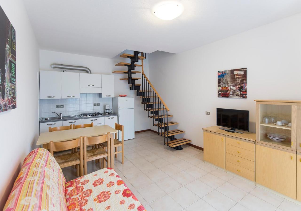 Apartament With Swimming Pool Apartamento Caorle Exterior foto