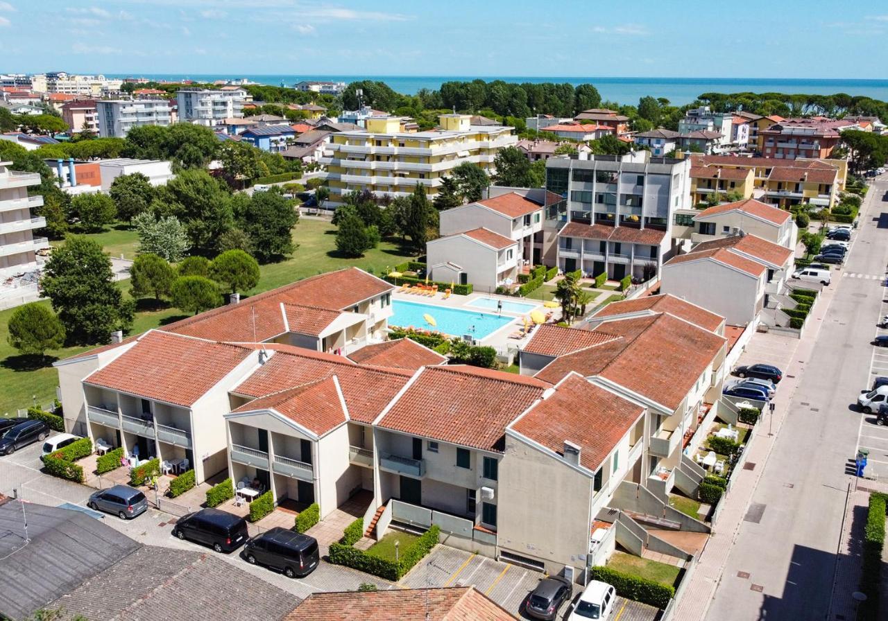 Apartament With Swimming Pool Apartamento Caorle Exterior foto