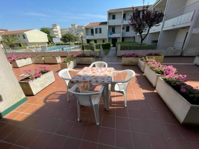 Apartament With Swimming Pool Apartamento Caorle Exterior foto